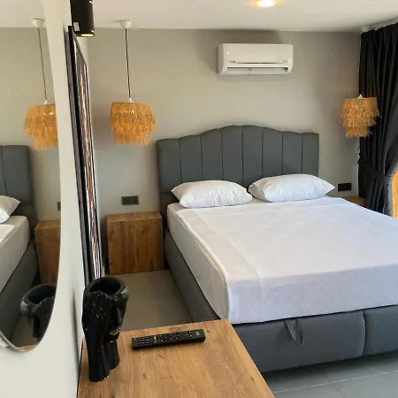 Castle Boutique Hotel